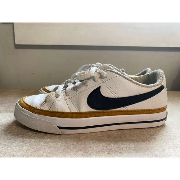 Nike Court Legacy Sneakers White Black Gold Streetwear 6.5 Retro Y2K 90s Classic - Picture 3 of 10